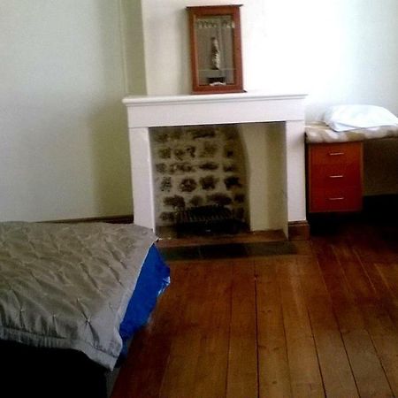 La Maison De L'Aubepin Saint-Savinien المظهر الخارجي الصورة